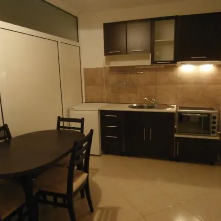 Guest house Reni